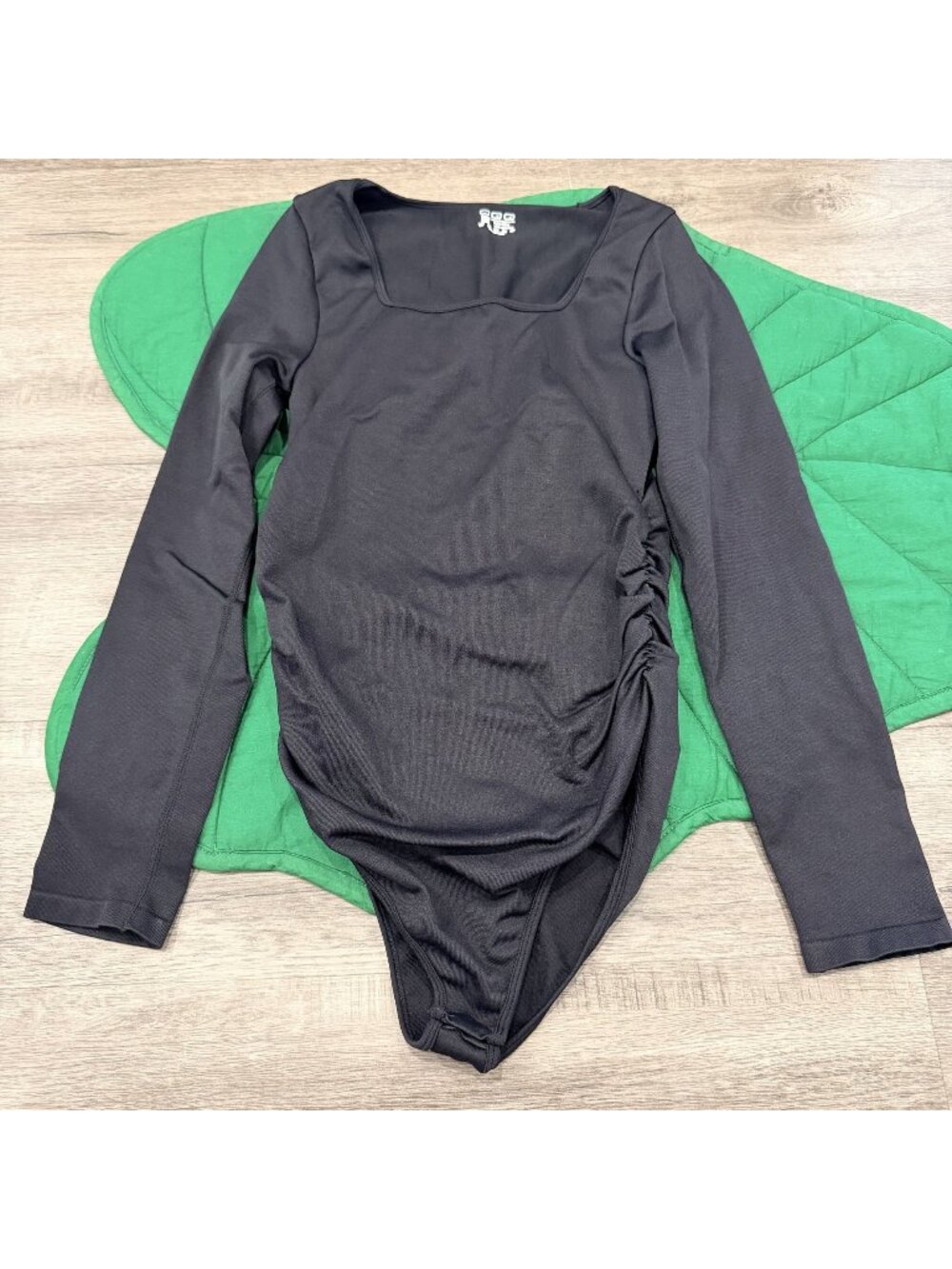 OQQ Womens Large Black Long Sleeve Bodysuit Square Neck Ruched Side
